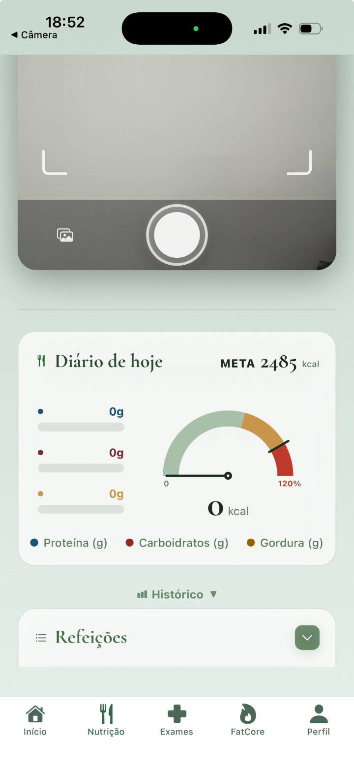 Tela de nutrição com câmera de refeições e diário calórico